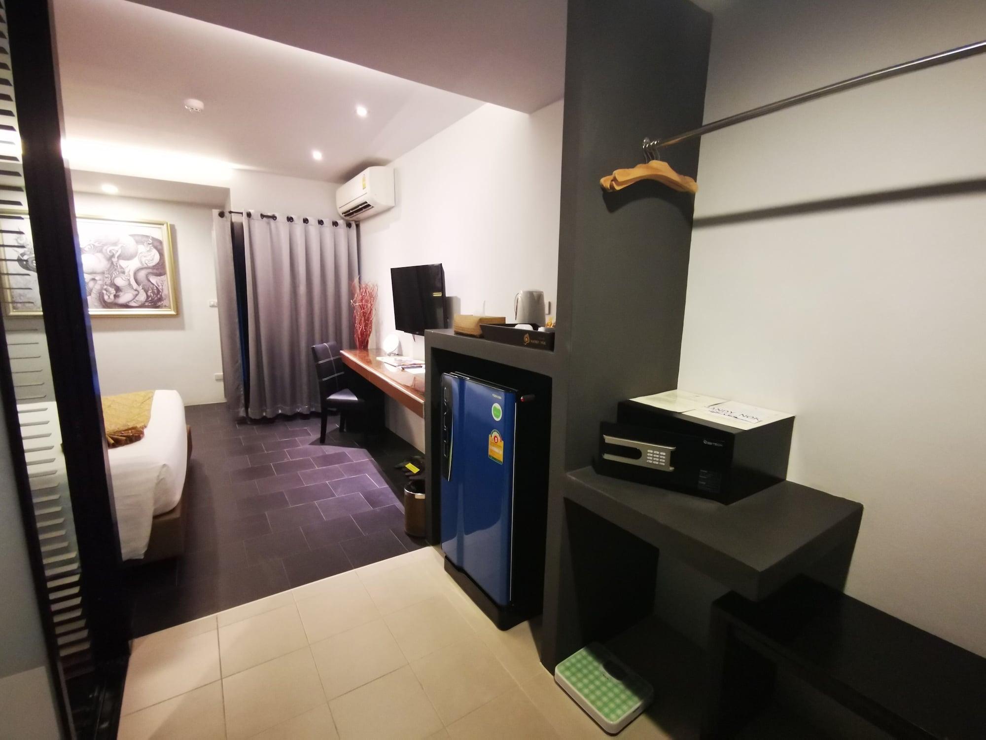Mandy Nok Hotel Nakhon Si Thammarat Extérieur photo